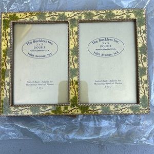 NWOT! The Bucklers Inc double picture frame
